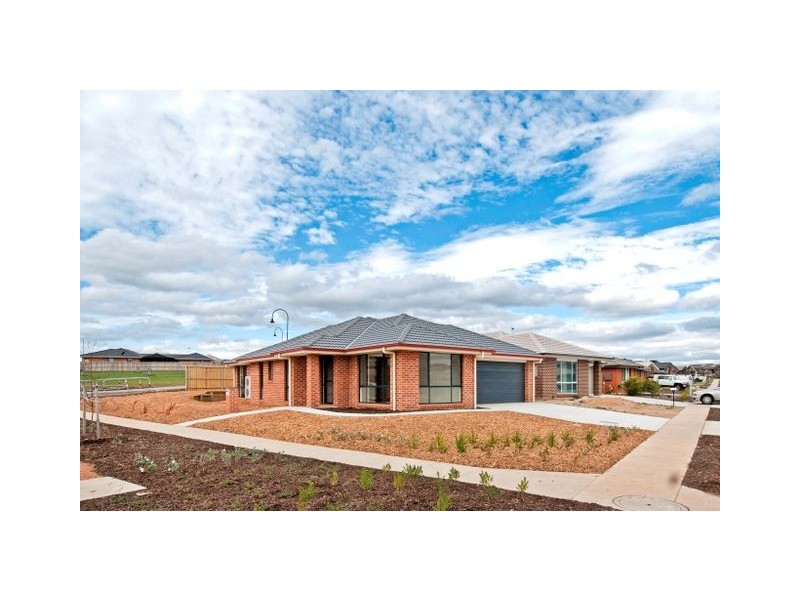64 John Holt Street, Macgregor ACT 2615