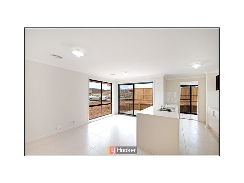 64 John Holt Street, Macgregor ACT 2615