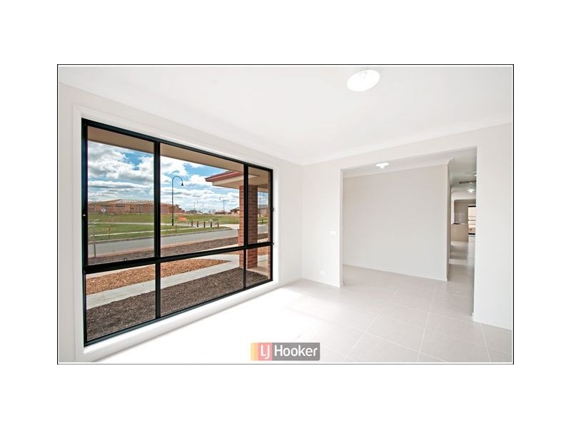 64 John Holt Street, Macgregor ACT 2615