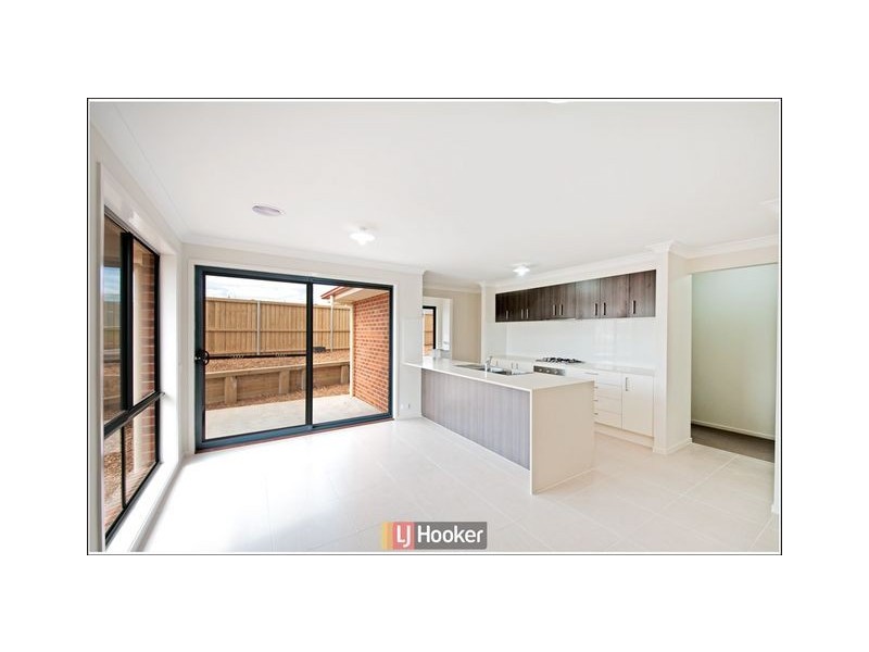 64 John Holt Street, Macgregor ACT 2615