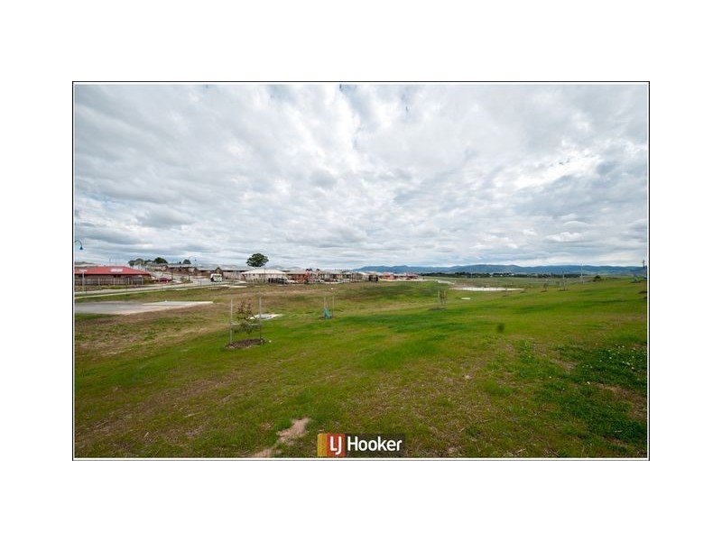 64 John Holt Street, Macgregor ACT 2615