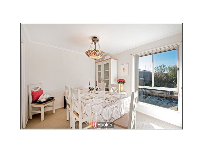 10 Hazelton Street, Macgregor ACT 2615