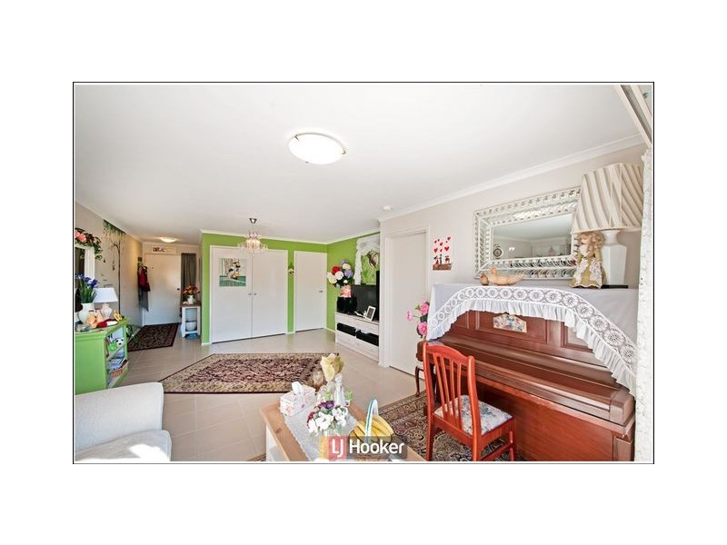 10 Hazelton Street, Macgregor ACT 2615