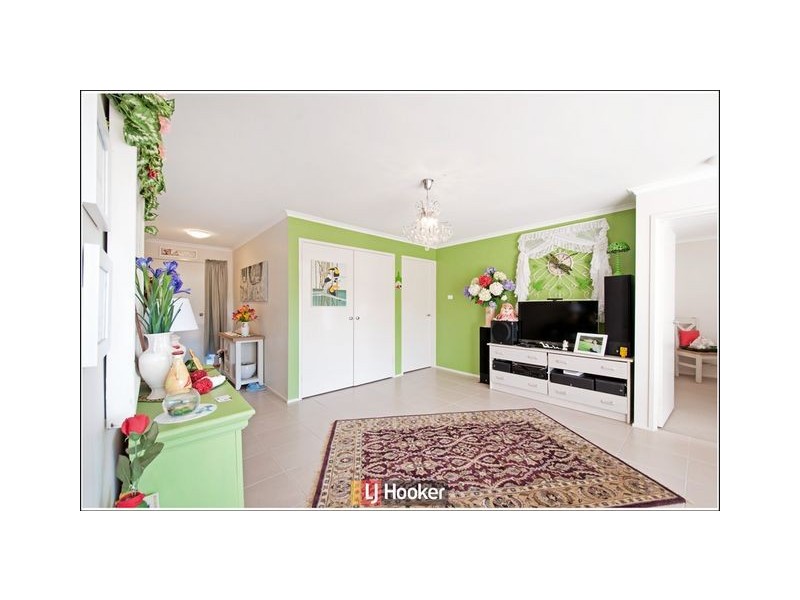 10 Hazelton Street, Macgregor ACT 2615