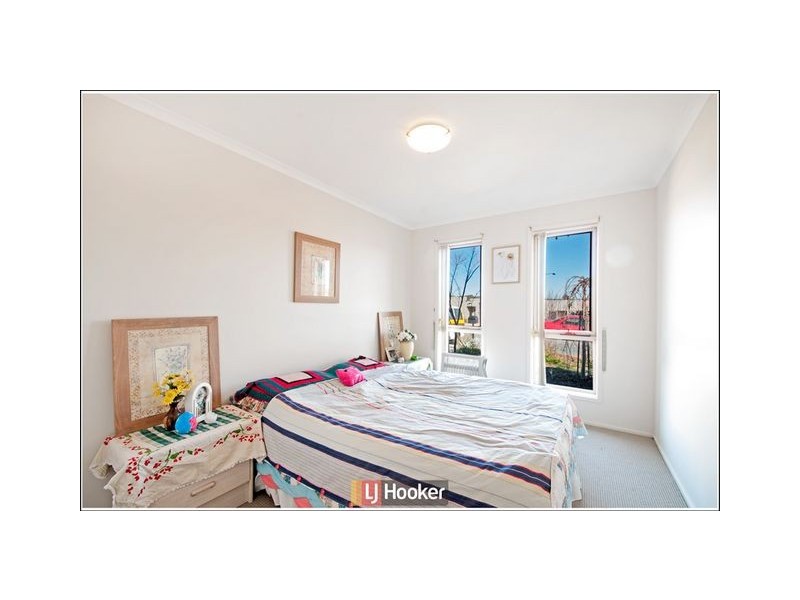10 Hazelton Street, Macgregor ACT 2615