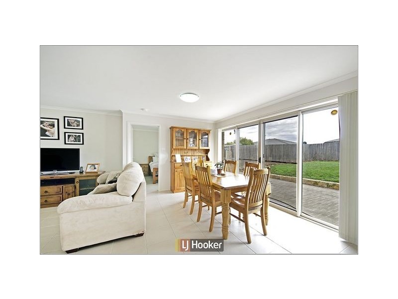 6 Hazelton Street, Macgregor ACT 2615