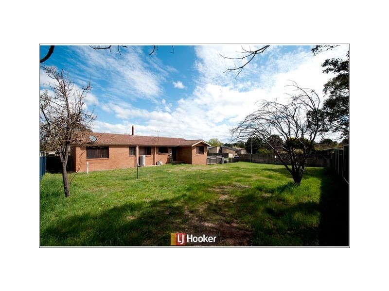 1 Schaffer Place, Charnwood ACT 2615