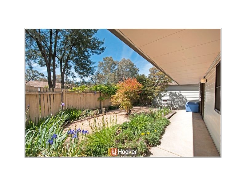 27A & 27B Cossington Smith Crescent, Lyneham ACT 2602