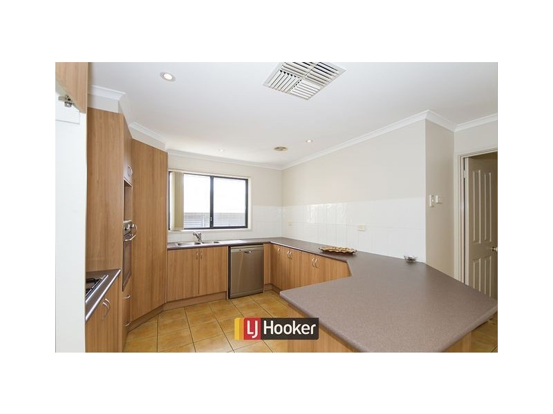 70 Gouldsmith Street, Dunlop ACT 2615