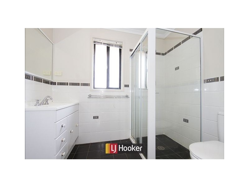 70 Gouldsmith Street, Dunlop ACT 2615