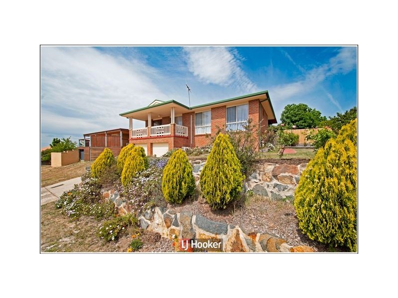 13 Burrumarra Avenue, Ngunnawal ACT 2913