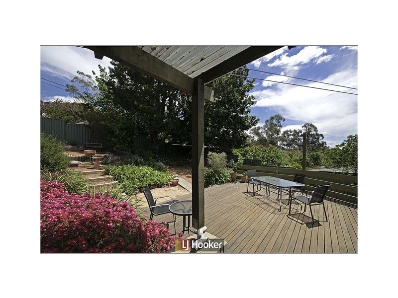 6 Bowden Crescent, Macgregor ACT 2615