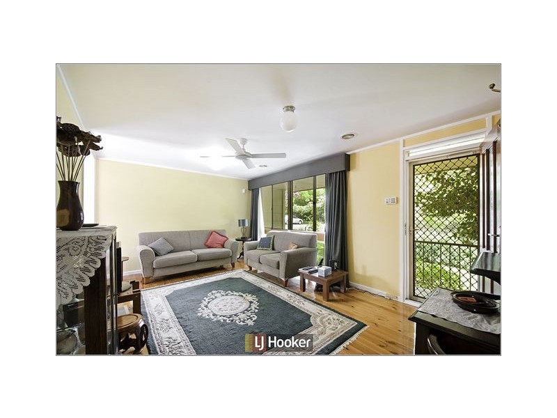 6 Mathison Place, Macgregor ACT 2615