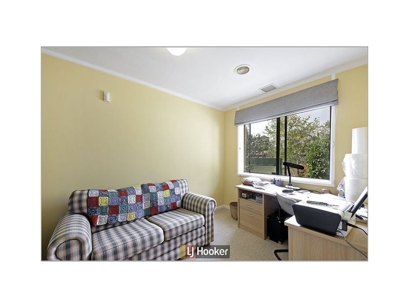 6 Mathison Place, Macgregor ACT 2615
