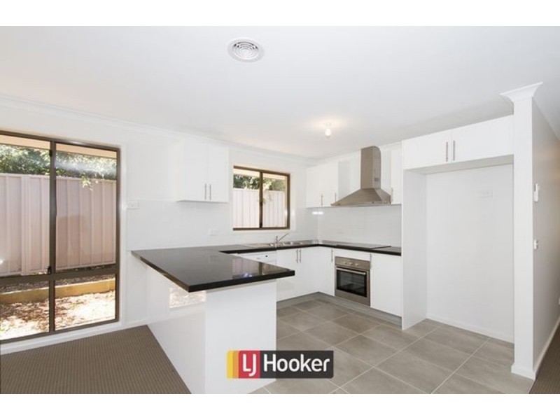 5 Bednall Place, Mckellar ACT 2617