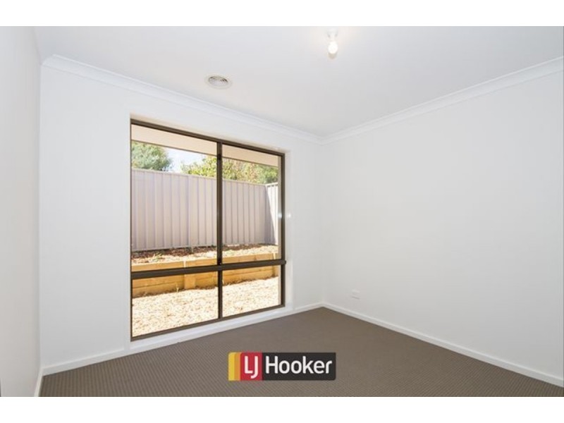 5 Bednall Place, Mckellar ACT 2617