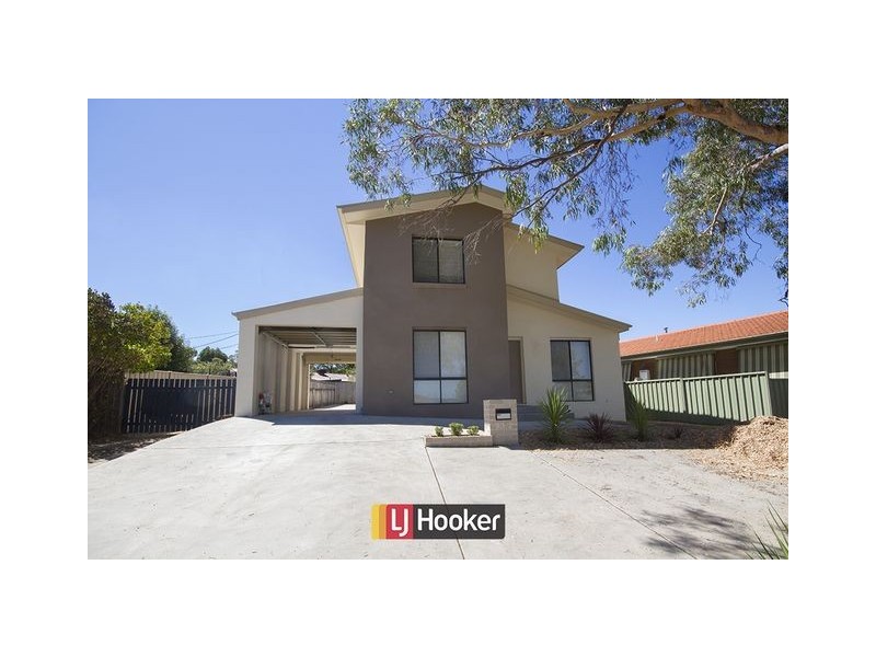 2/93 Chuculba Crescent, Giralang ACT 2617