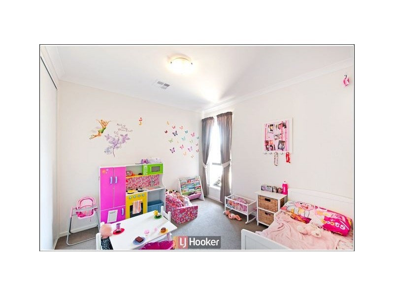 33 Victor Chang Street, Macgregor ACT 2615