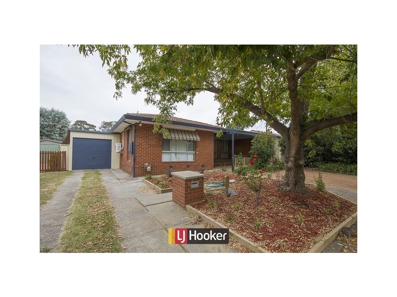 13 Lindrum Street, Holt ACT 2615