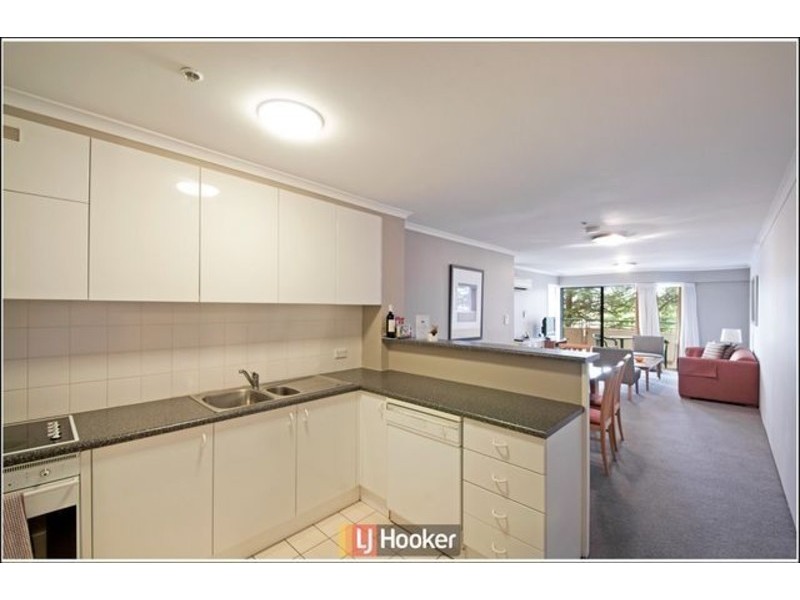 31/74 Door 20 Northbourne Avenue, Braddon ACT 2612