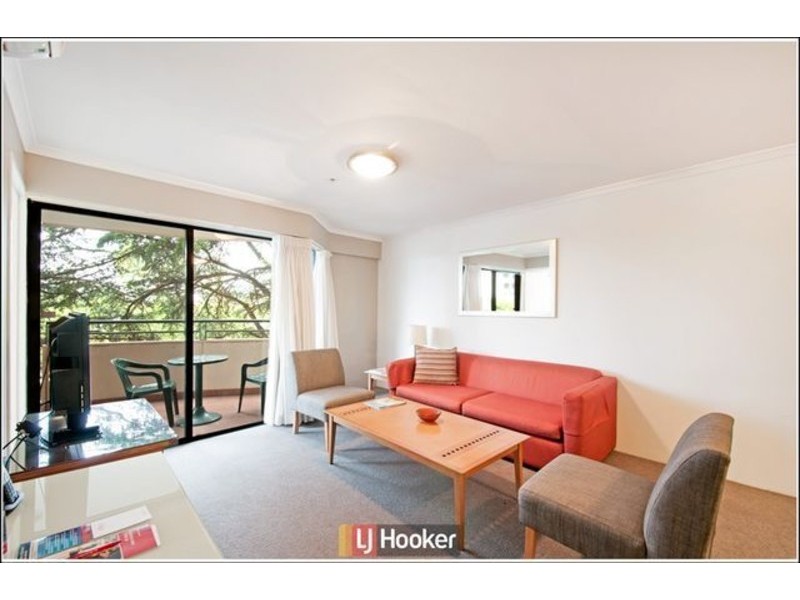 31/74 Door 20 Northbourne Avenue, Braddon ACT 2612