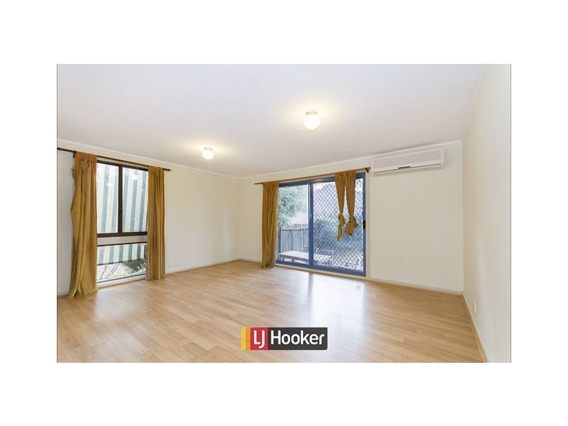 9 McBeath Place, Kambah ACT 2902