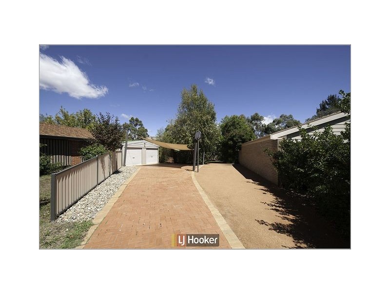 36 Bastow Circuit, Banks ACT 2906