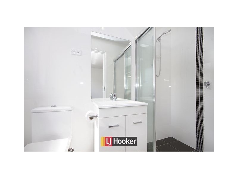 2/78 Uriarra Road, Baulkham Hills NSW 2153