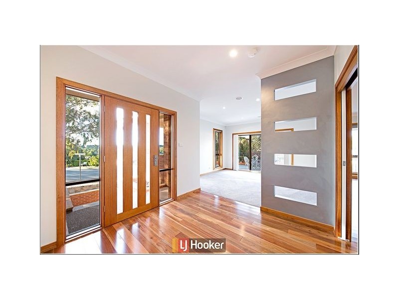 135 Chuculba Crescent, Giralang ACT 2617