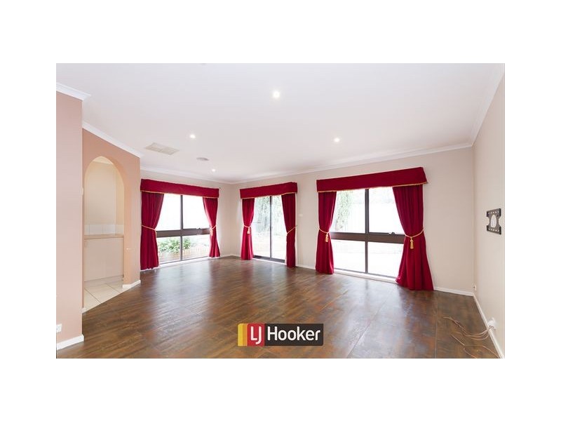 2/24 Burnett Street, Kaleen ACT 2617