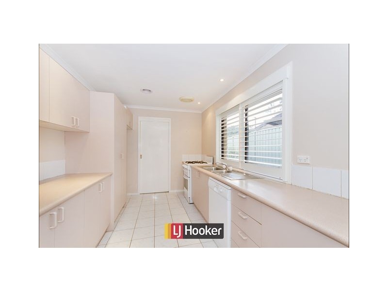 2/24 Burnett Street, Kaleen ACT 2617