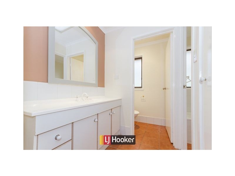 2/24 Burnett Street, Kaleen ACT 2617