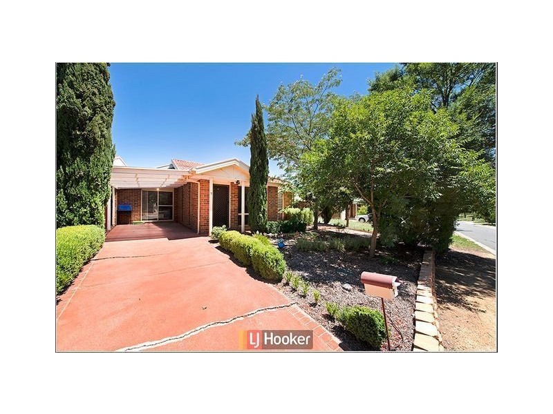 7 Mulleun Close, Ngunnawal ACT 2913