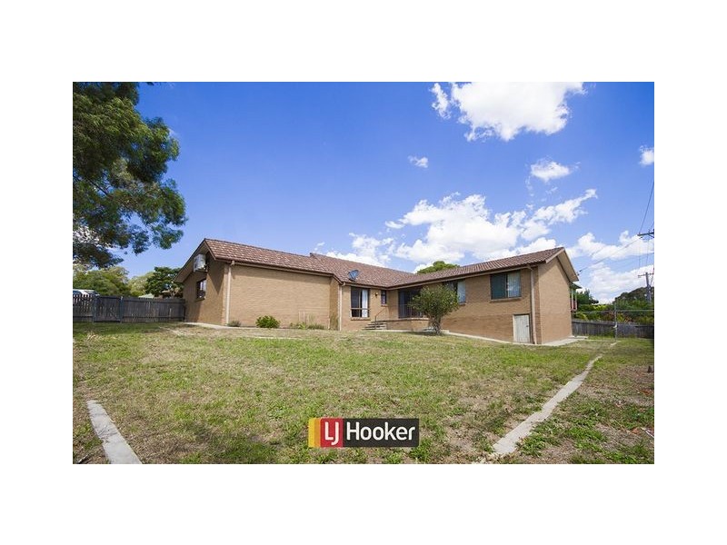 22 Sturdee Crescent, Monash ACT 2904