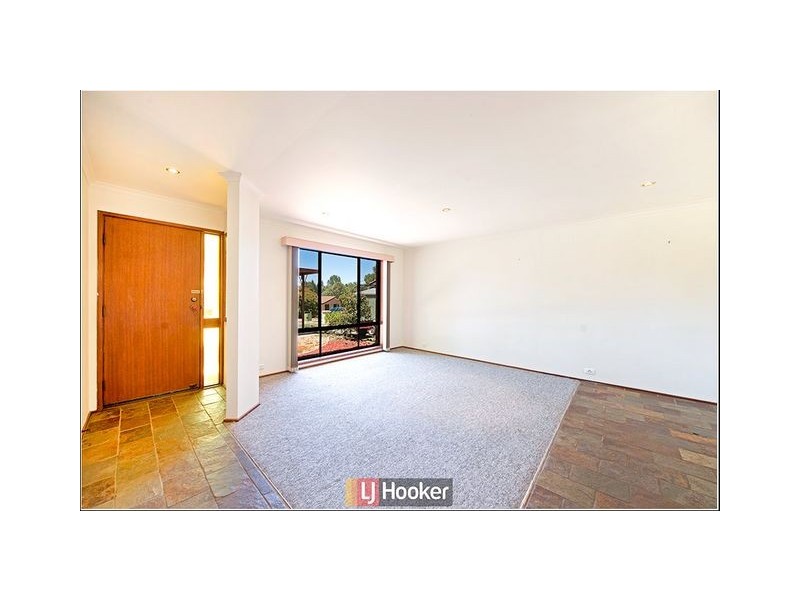 2 Flowerdale Place, Kaleen ACT 2617