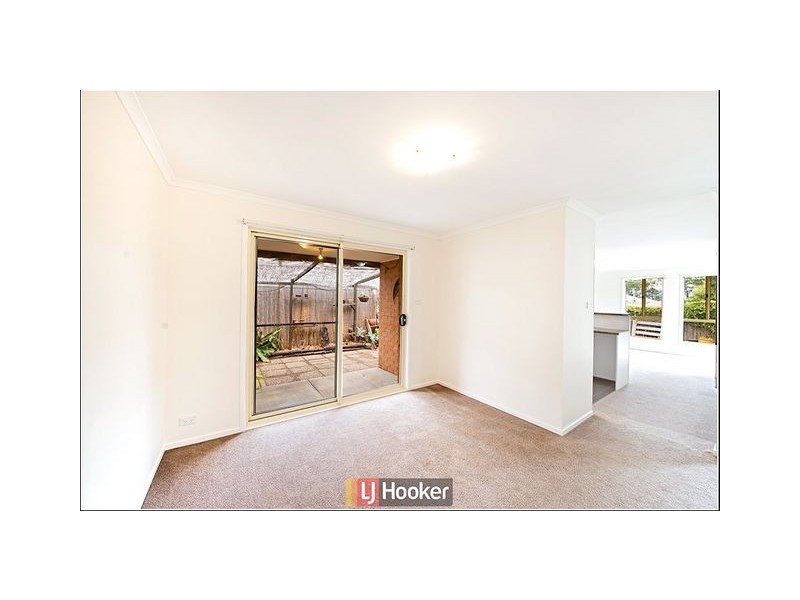 25 Dagmar Berne Street, Macgregor ACT 2615