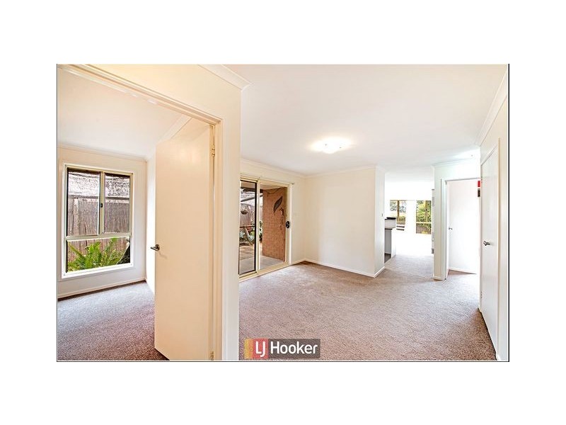 25 Dagmar Berne Street, Macgregor ACT 2615