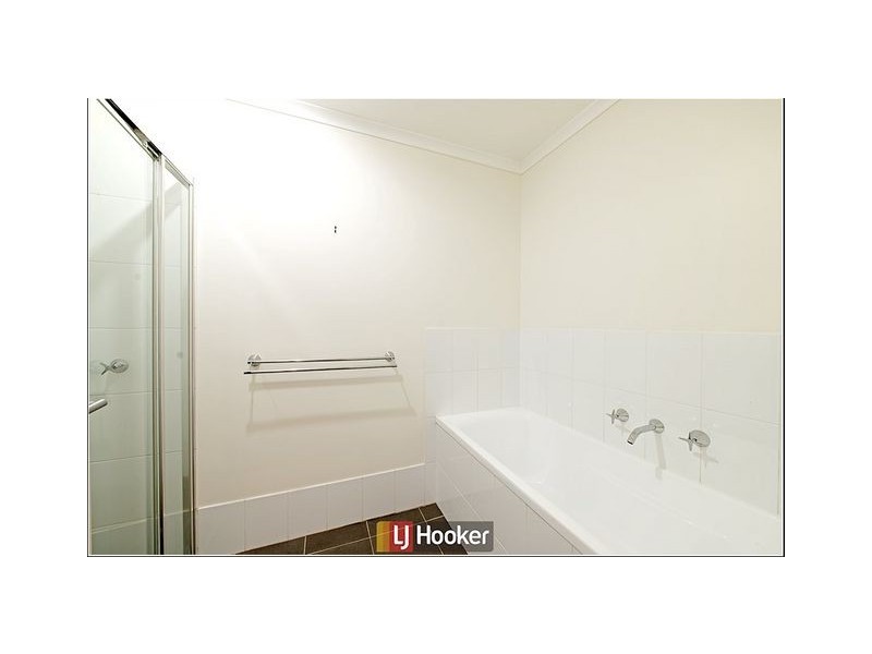 25 Dagmar Berne Street, Macgregor ACT 2615