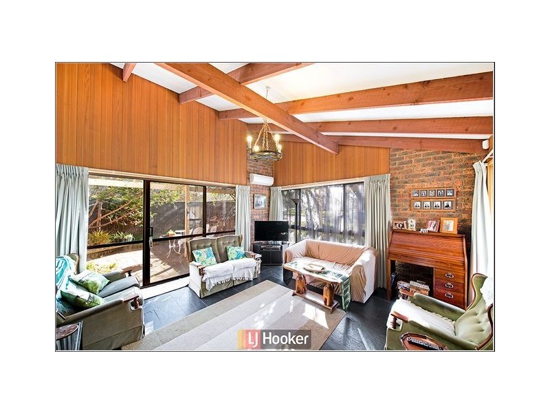 9 Owen Crescent, Lyneham ACT 2602