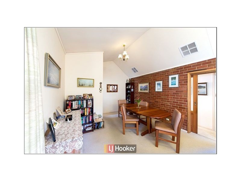 9 Owen Crescent, Lyneham ACT 2602