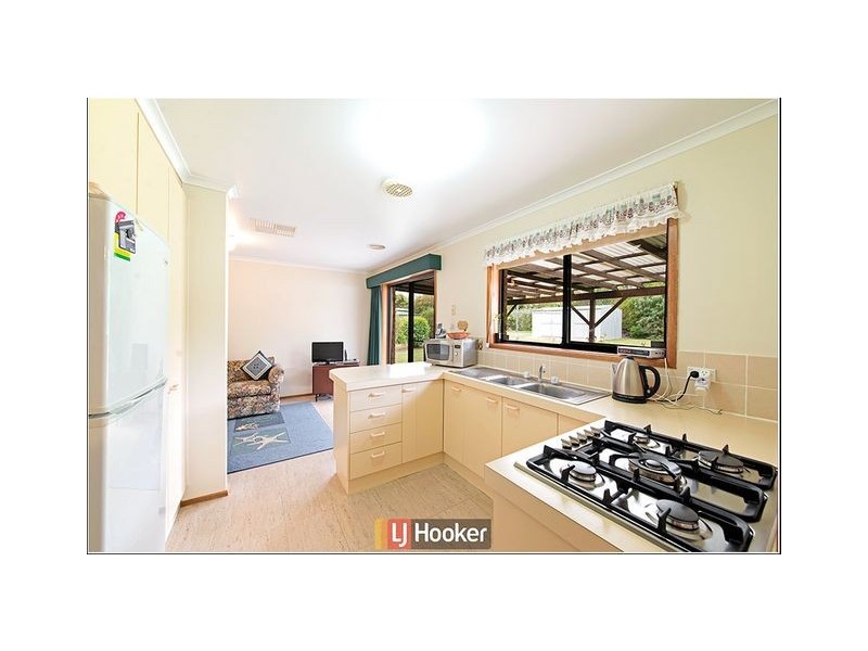 13 Beazley Crescent, Calwell ACT 2905