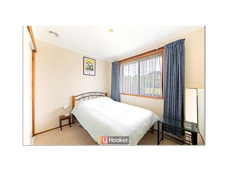 13 Beazley Crescent, Calwell ACT 2905