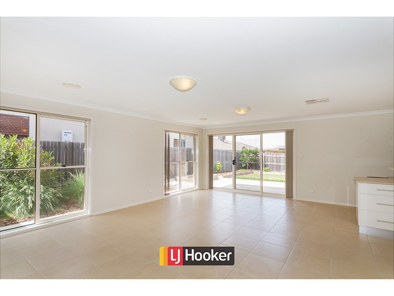 79 James Harrison Street, Dunlop ACT 2615