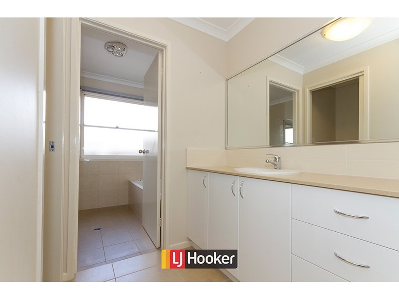 79 James Harrison Street, Dunlop ACT 2615