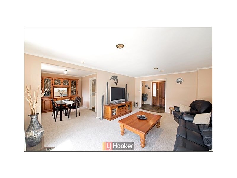 7 Mana Place, Giralang ACT 2617