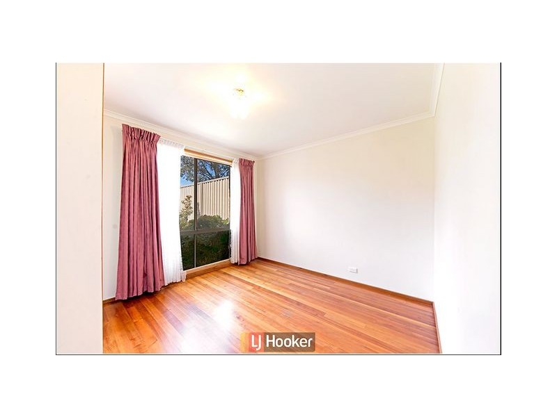 26 Wiburd Street, Banks ACT 2906