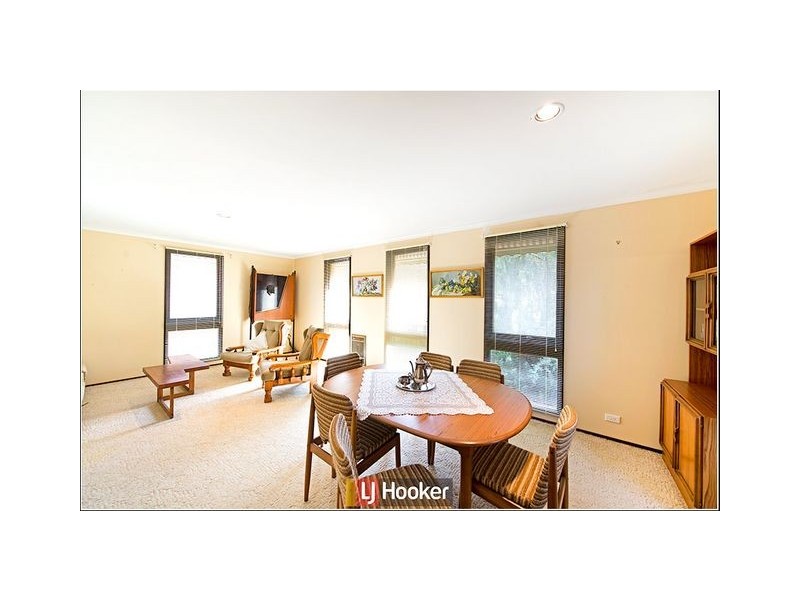 16 Burnett Street, Kaleen ACT 2617