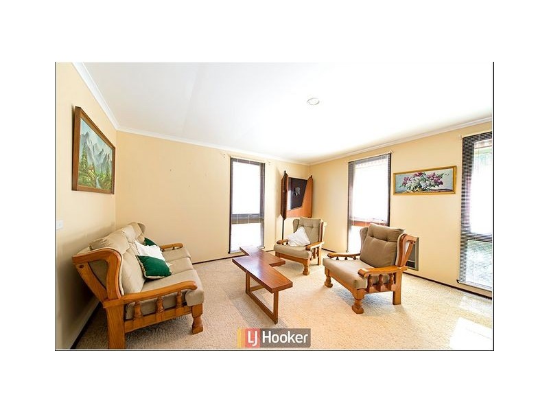 16 Burnett Street, Kaleen ACT 2617