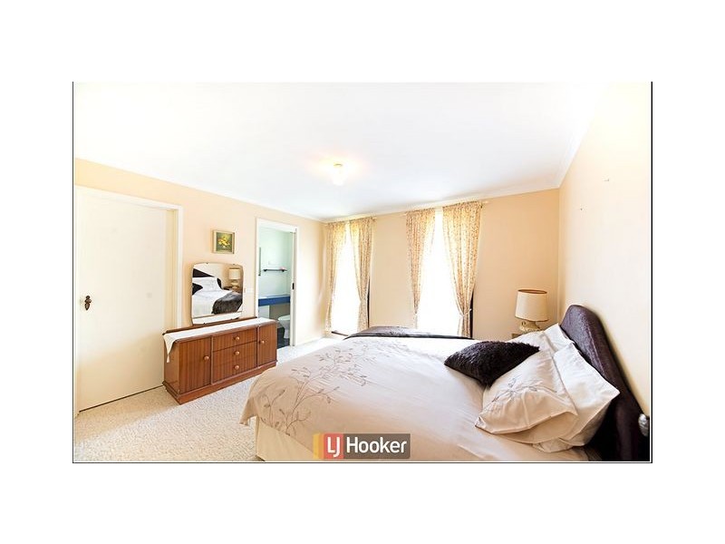 16 Burnett Street, Kaleen ACT 2617