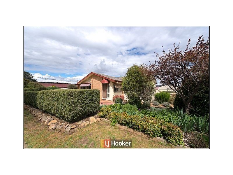 8 Nyawi Place, Giralang ACT 2617